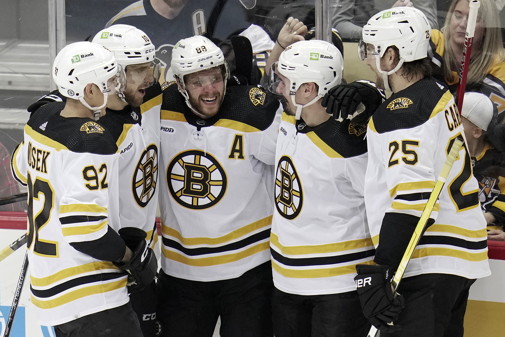 Bruins set new NHL record after beating Flyers for 63rd win of