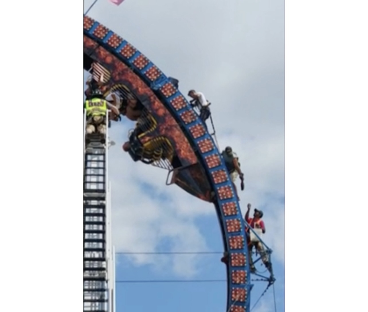 Riders Stuck Upside Down For Hours After Roller Coaster Malfunctions Flipboard