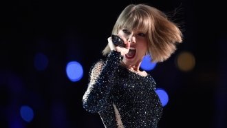 Music Is A Business, And Taylor Swift Shows Us How It's Done