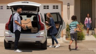Amazon Can Now Deliver Packages To Your Car