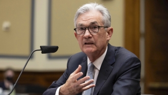 Powell: Inflation Will Likely Remain Elevated Before Fading This Year