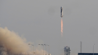 Blue Origin's New Shepard rocket launches