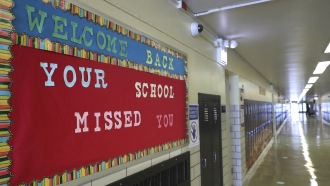 A Welcome Back sign at a Chicago elementary school.