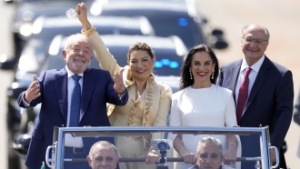 President Luiz Inacio Lula da Silva with his wife Rosangela Silva, V.P. Geraldo Alckmin and his wife Maria Lucia Ribeiro