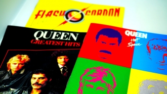 Discography for the British rock group Queen.