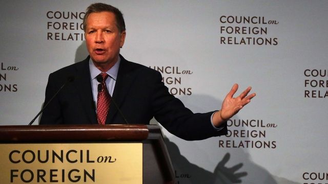 Ohio Gov. and Republican presidential candidate John Kasich speaks at the Council on Foreign Relations on December 9, 2015 in New York City.