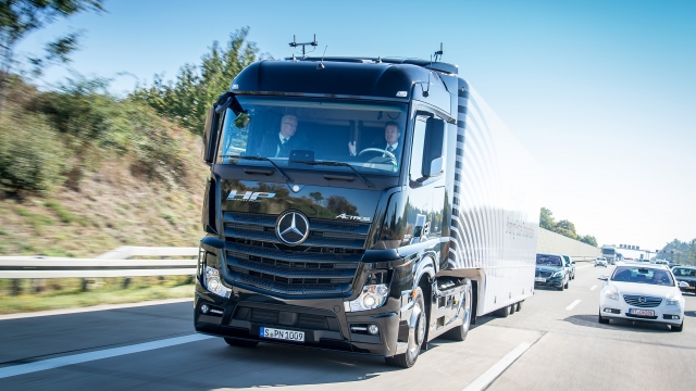 An image of a Daimler driverless truck.