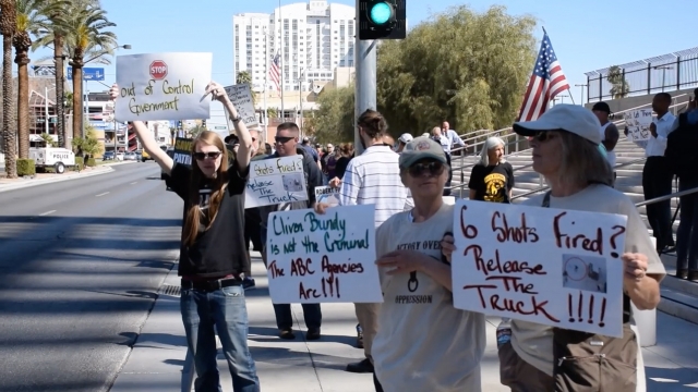 Protesters gather outside Las Vegas Federal Courthouse to support Cliven Bundy.