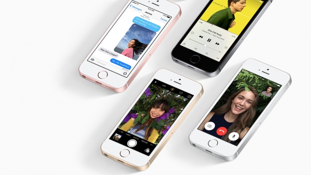 Four Apple iPhone SE phones display various functions.
