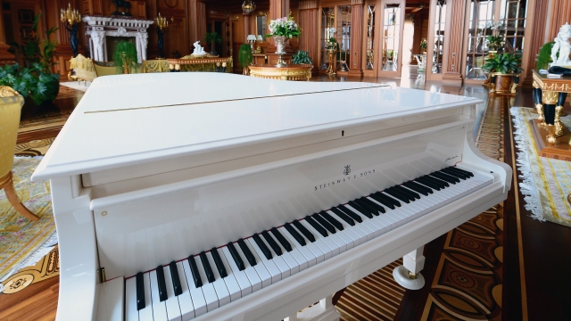A white Steinway piano