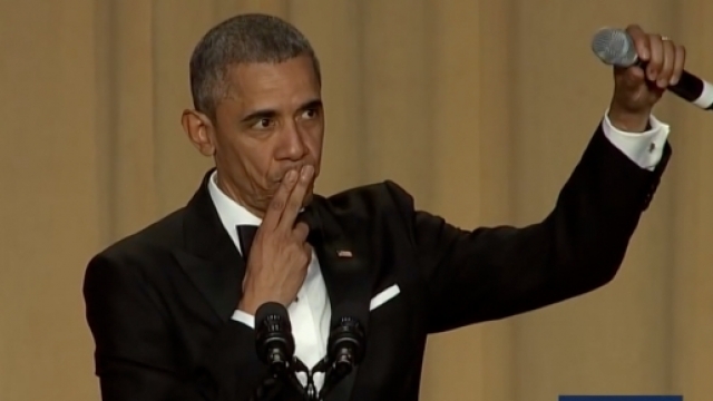 Obama drops the mic after roasting Trump at his last White House Correspondents Dinner
