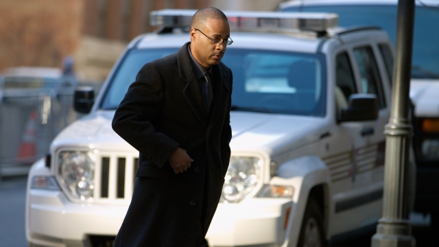 Baltimore Police officer Caesar Goodson arrives at the Mitchell Courthouse-West for jury selection in his trial January 11, 2