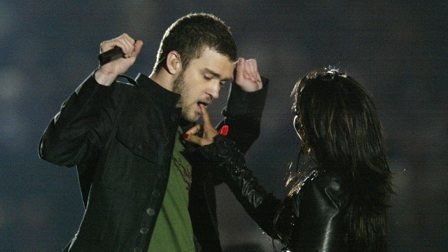 Justin Timberlake performing with Janet Jackson at the 2004 Super Bowl.