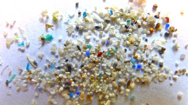 An image of microplastics.
