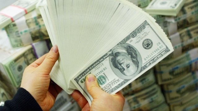 An image of U.S. bills.