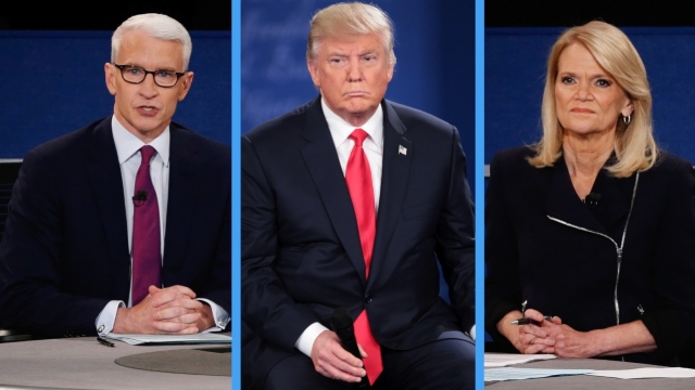 Donald Trump, Anderson Cooper and Martha Raddatz at the second presidential debate