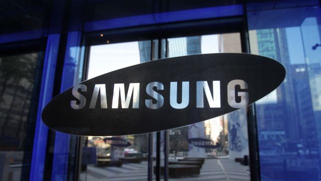 The Samsung logo is displayed.