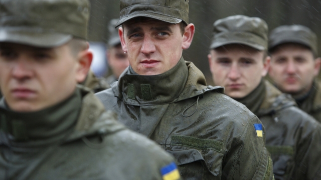 Ukrainian National Guard members