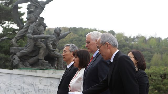 U.S. Vice President Mike and his wife Karen Pence at Seoul National Cemetery