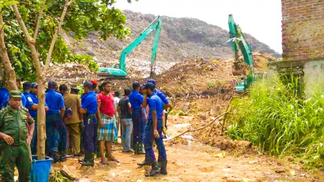 A garbage dump collapse in Sri Lanka has left at least 30 people dead.