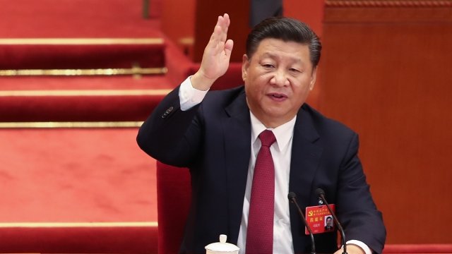 Xi Jinping sits at the 19th Communist Party Congress