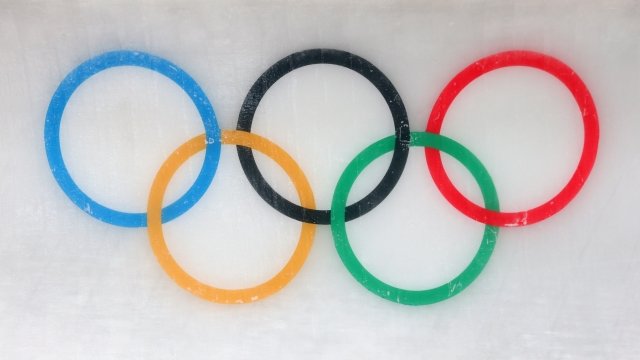 Olympic rings in ice