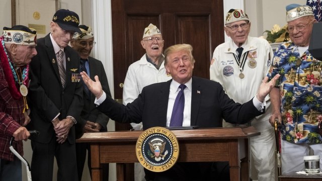 President Donald Trump with Veterans of Pearl Harbor attacks
