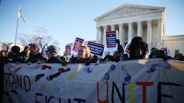 Pro-union protesters in front of the U.S. Supreme Court