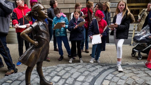 "Fearless Girl" statue on Wall Street