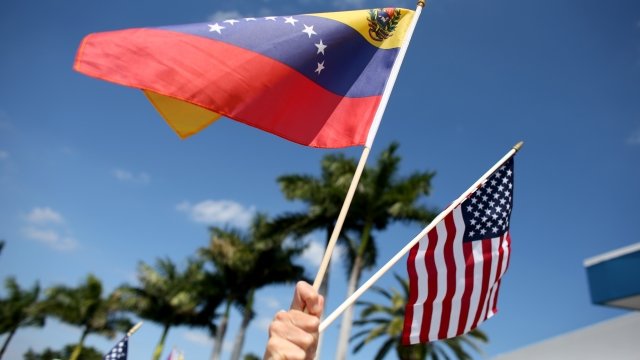 Venezuelan and U.S. flags