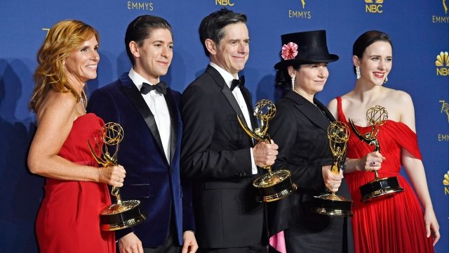 The cast of Amazon's "The Marvelous Mrs. Maisel" pose with their Emmy awards