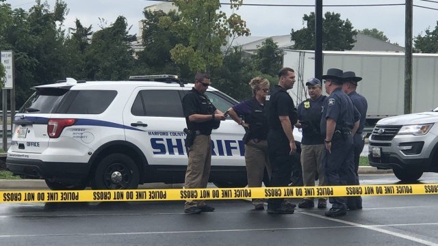 Deputies outside shooting scene in Aberdeen, Maryland