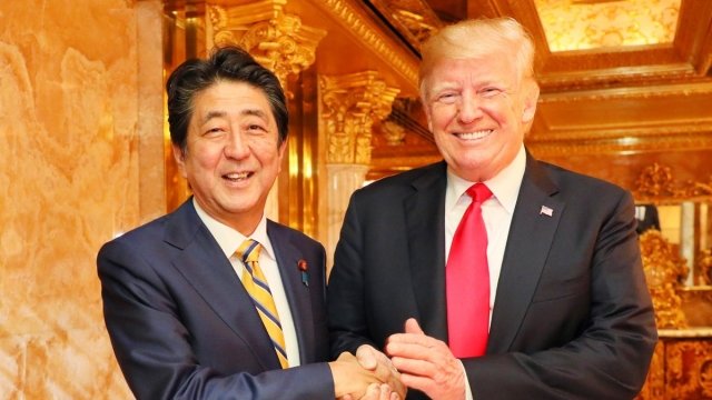 President Donald Trump and Japanese Prime Minister Shinzo Abe meet