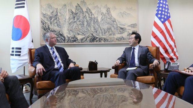 U.S. and North Korea special representatives meet in Seoul