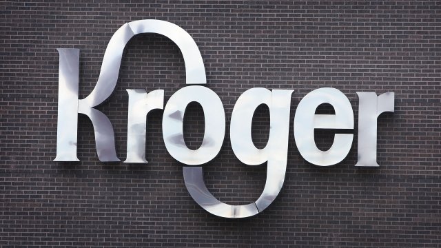 A Kroger grocery store sign