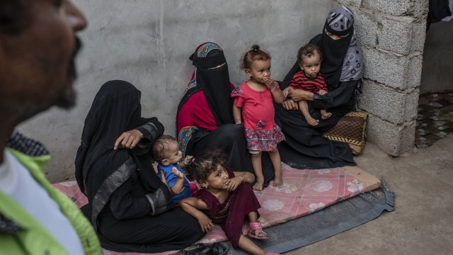 Women and children refugees in Yemen