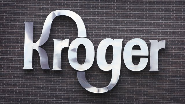 Kroger grocery store sign