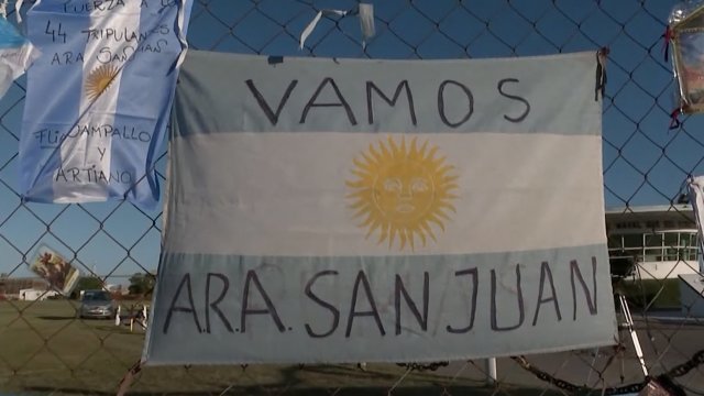 A sign reading "Vamos ARA San Juan."