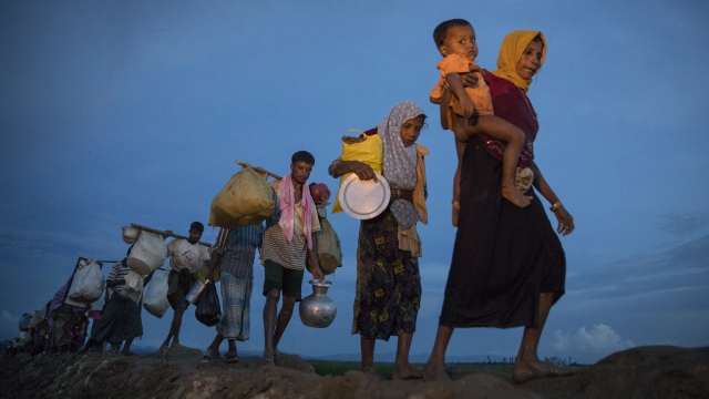Rohingya Muslims fleeing from Myanmar