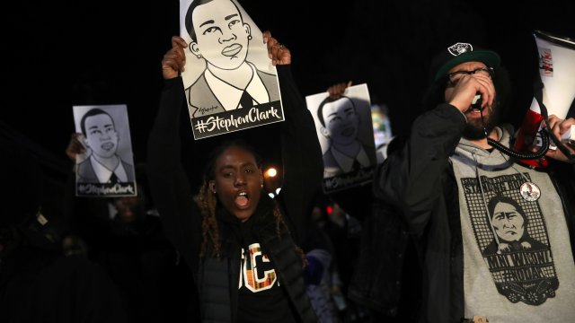 Sacramento protesters march for Stephon Clark