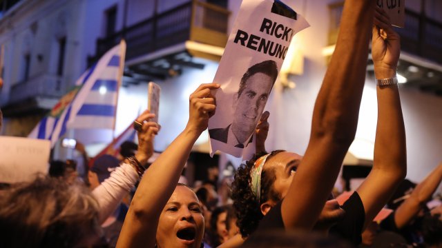 Demonstrators call for Ricardo Rosselló to step down as governor