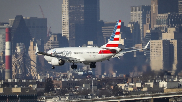 An American Airlines plane