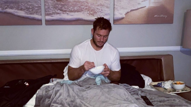 Colton Underwood recovers from COVID-19