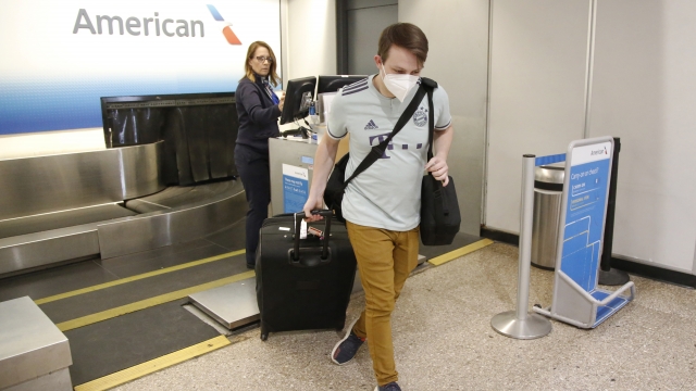 American Airlines customer with mask