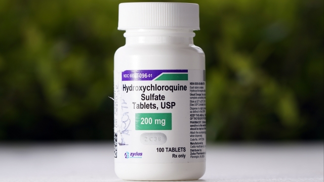Bottle of hydroxychloroquine tablets