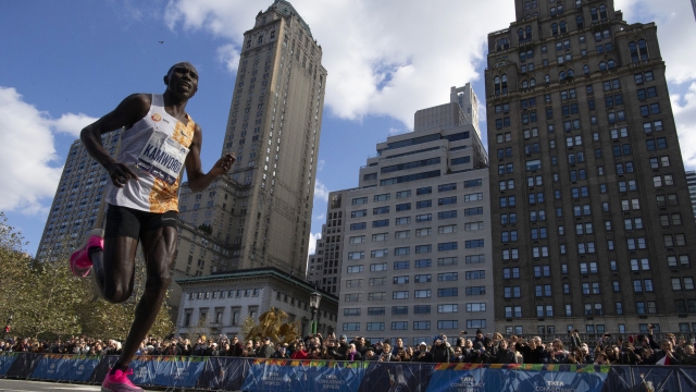 Geoffrey Kamworor runs the New York City Marathon