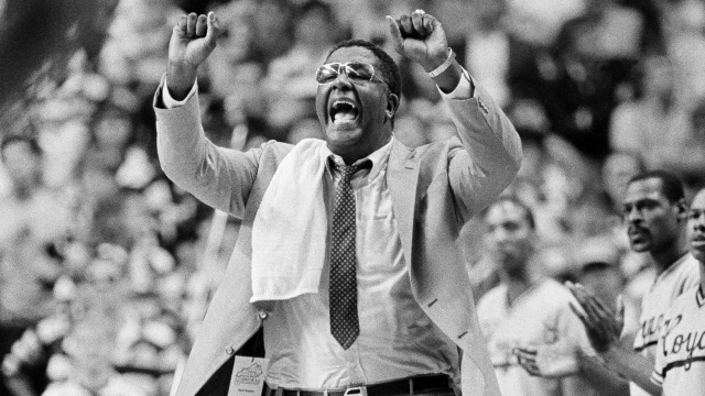 Georgetown coach John Thompson shouts to the floor during the Hovas' NCAA semifinal game against St. John's in 1985.