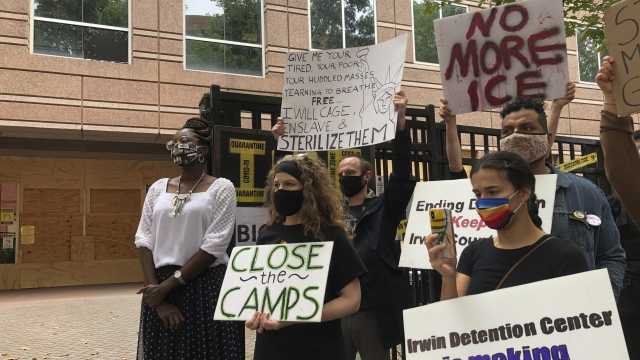 People protest conditions at immigration detention facility