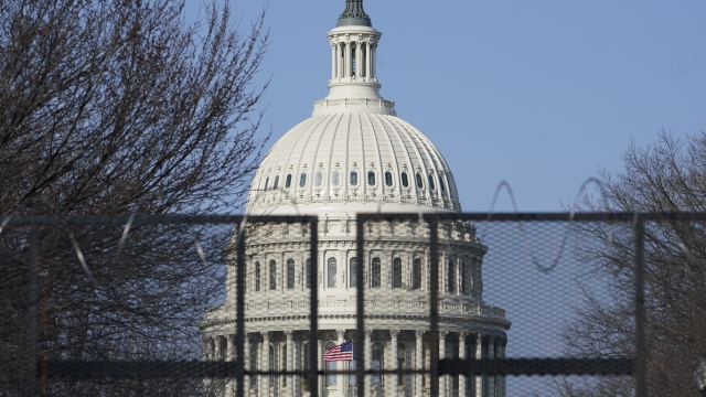 Fence around Capitol