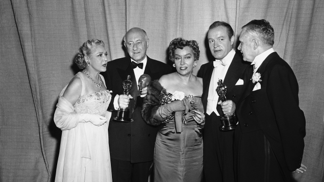 Mary Pickford, Cecil B. DeMille, Gloria Swanson, Bob Hope and Charles Brackett at the 1953 Academy Awards presentation